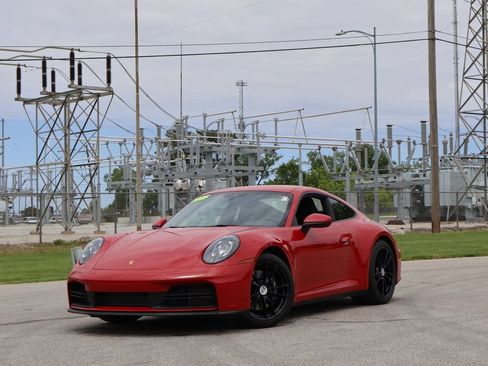 Certified 2025 Porsche 911 Carrera RWD image 1