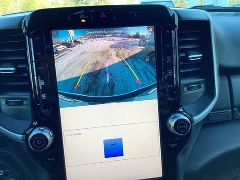 Certified 2025 RAM 1500 Big Horn image 33