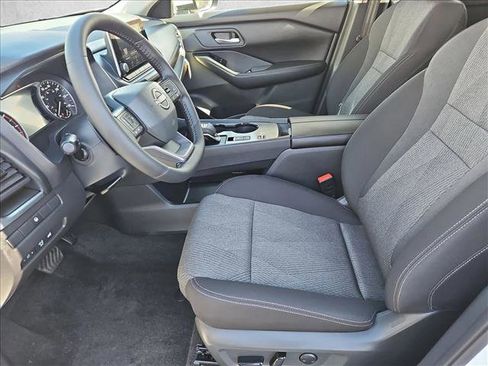 New 2026 Nissan Rogue SV image 4