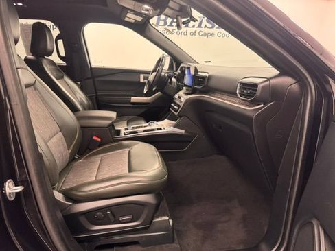 Used 2022 Ford Explorer Timberline w/ Timberline Technology Package AWD/4WD image 34