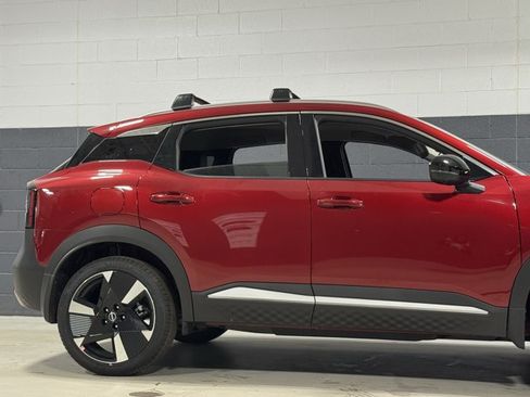 New 2026 Nissan Kicks SR w/ Cold Weather Package AWD/4WD image 6