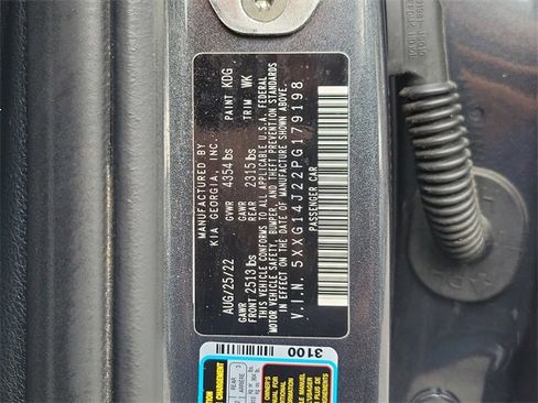 Used 2023 Kia K5 LXS image 32