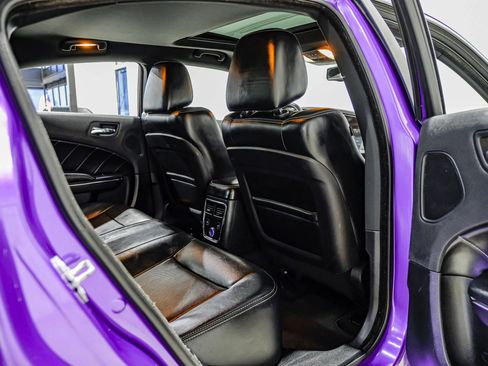 Used 2014 Dodge Charger R/T image 46