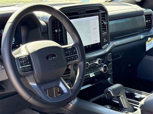 New 2025 Ford F150 Lariat w/ Equipment Group 501A Mid image 18