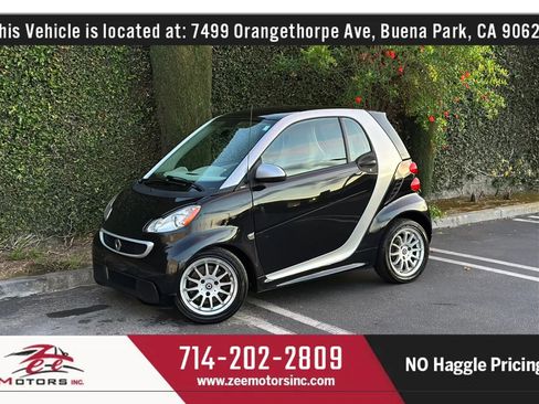 Used 2013 smart fortwo passion image 13