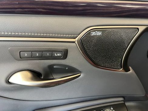 Used 2021 Lexus ES 300h w/ Accessory Package FWD image 37