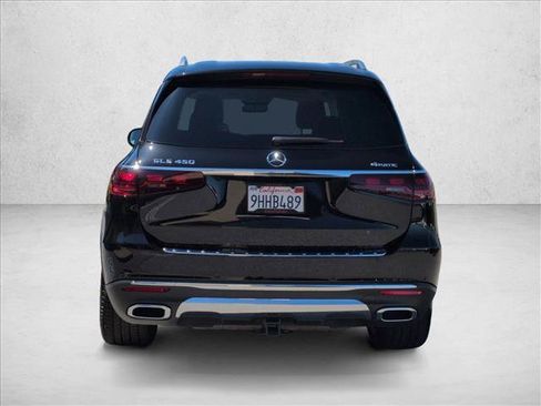 Used 2024 Mercedes-Benz GLS 450 4MATIC image 7