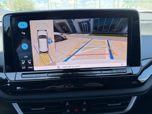 New 2026 Volkswagen Atlas Cross Sport SEL Premium R-Line AWD/4WD image 21