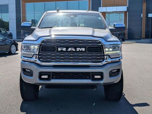 Used 2022 RAM 2500 Limited AWD/4WD image 3