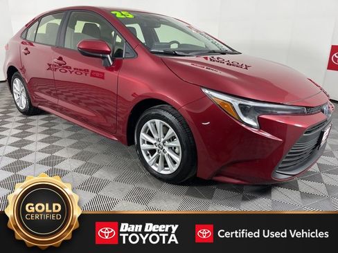 Certified 2025 Toyota Corolla LE w/ LE Premium Package image 1