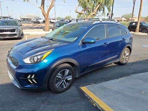 Used 2020 Kia Niro LXS FWD image 10