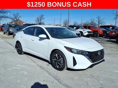 New 2025 Nissan Sentra SV image 2