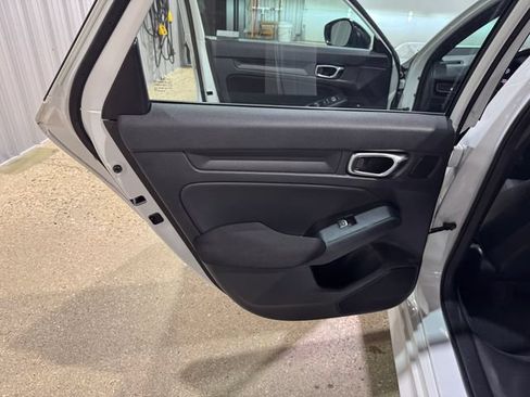 Used 2022 Honda Civic Sport image 18