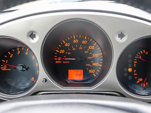 Used 2004 Nissan Altima 3.5 SE w/ Leather Pkg image 22