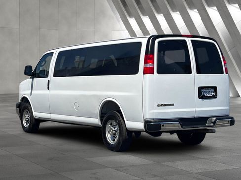 Used 2025 Chevrolet Express 3500 LT w/ LT Preferred Equipment Group RWD image 6