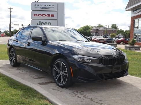 Used 2023 BMW 330i xDrive Sedan w/ Premium Package AWD/4WD image 3
