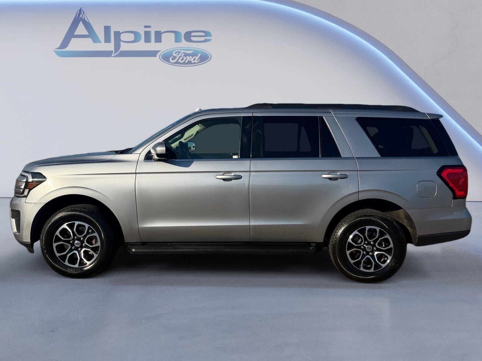 Certified 2024 Ford Expedition XLT AWD/4WD image 2