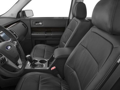 Used 2018 Ford Flex SEL image 12