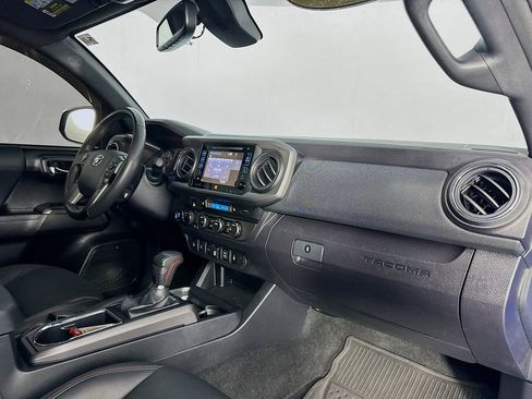 Used 2019 Toyota Tacoma TRD Pro image 31