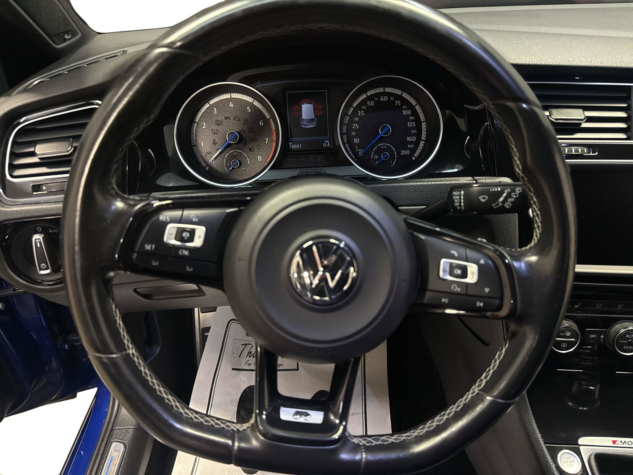 Used 2017 Volkswagen Golf R 4-Door AWD/4WD image 11