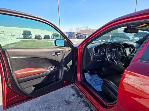 Used 2014 Dodge Charger R/T image 10