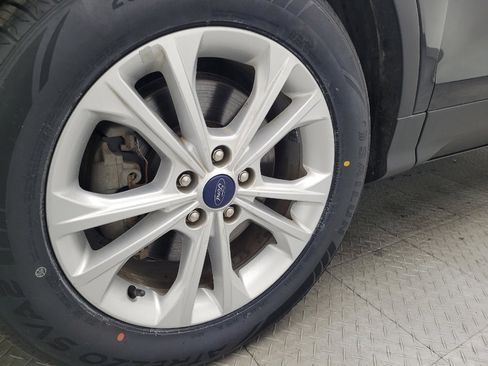 Used 2018 Ford Escape SE image 31