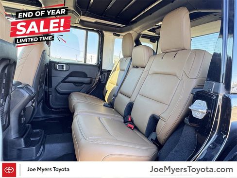 Used 2021 Jeep Wrangler Unlimited Rubicon image 17