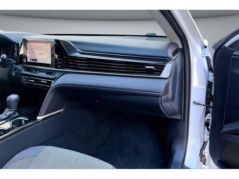 Used 2025 Toyota Camry LE FWD image 49