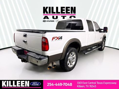 Used 2016 Ford F250 Lariat w/ Lariat Interior Package image 8