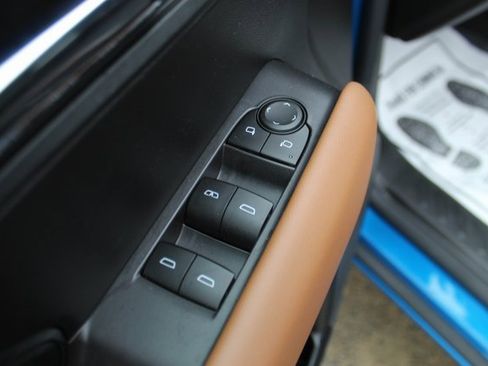 Used 2023 GMC Canyon AT4 w/ LPO, Skid Plate Package image 10