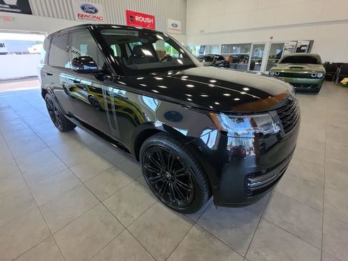 Used 2023 Land Rover Range Rover SE AWD/4WD image 6