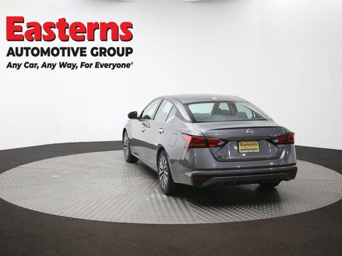 Used 2024 Nissan Altima 2.5 SV FWD image 65