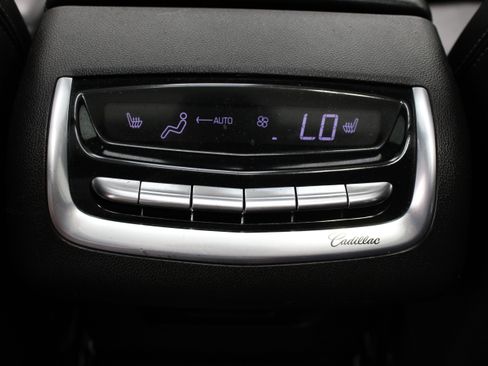 Used 2023 Cadillac XT6 Premium Luxury w/ Technology Package FWD image 33