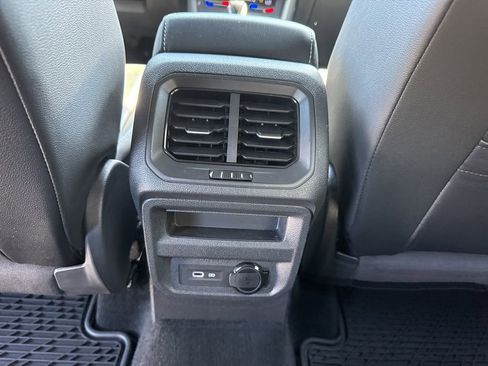 Certified 2023 Volkswagen Tiguan SE R-Line FWD image 16