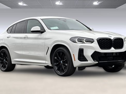 Used 2024 BMW X4 xDrive30i w/ Premium Package image 6