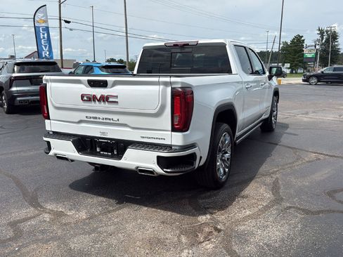 Used 2022 GMC Sierra 1500 Denali w/ Denali Reserve Package AWD/4WD image 5