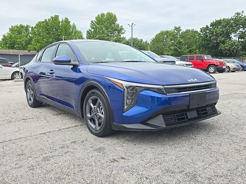 Used 2025 Kia K4 FWD image 1