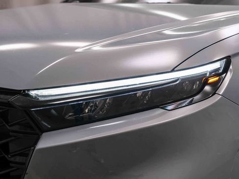 Used 2023 Honda CR-V Sport Touring image 11