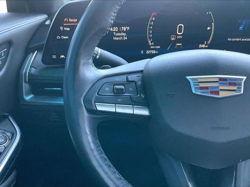 Used 2024 Cadillac XT4 Luxury w/ Cold Weather Package image 23