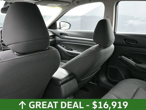 Used 2023 Nissan Altima 2.5 SV FWD image 24