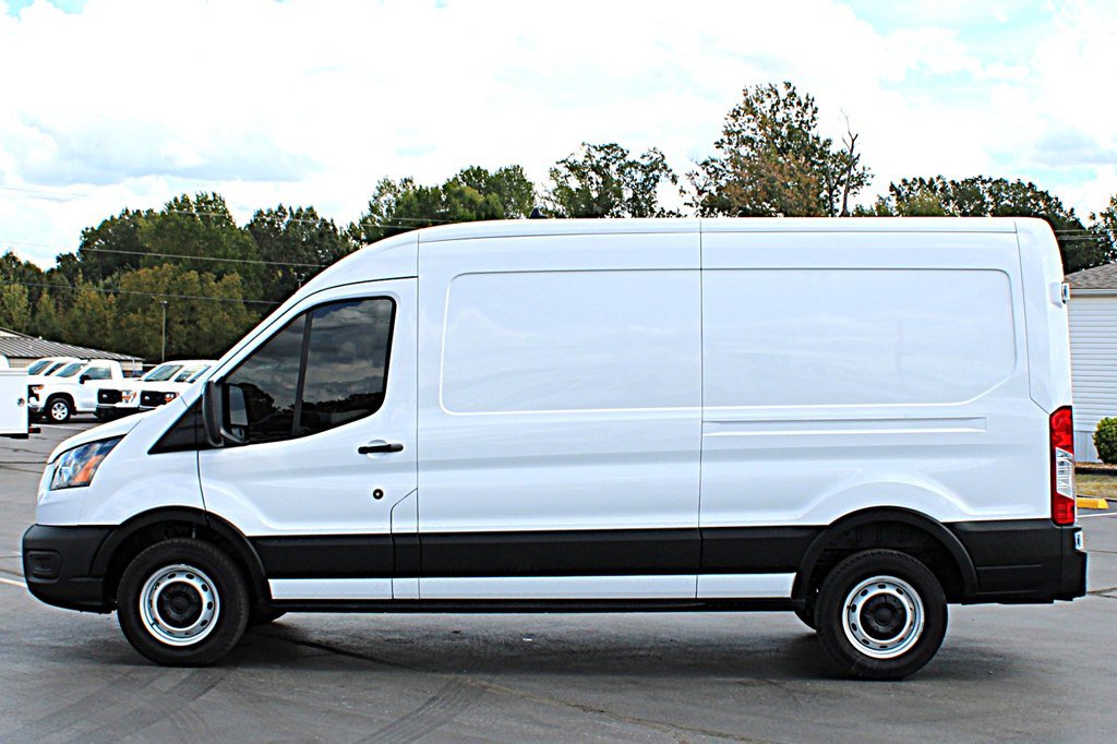 Used 2025 Ford Transit 250 148 Medium Roof RWD image 6