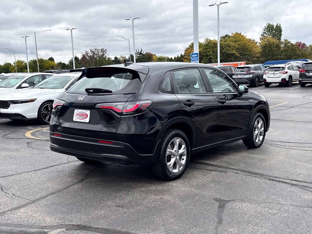 Certified 2024 Honda HR-V LX image 11