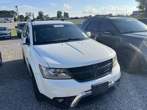 Used 2018 Dodge Journey Crossroad AWD/4WD image 1