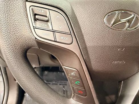 Used 2018 Hyundai Santa Fe Sport w/ 2.4L Value Package 02 FWD image 25