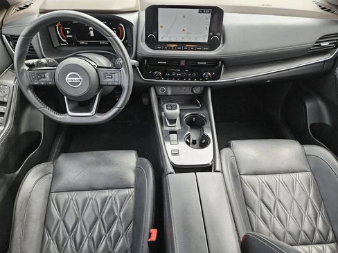 Used 2021 Nissan Rogue Platinum FWD image 19