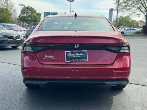 Used 2023 Honda Accord LX image 10