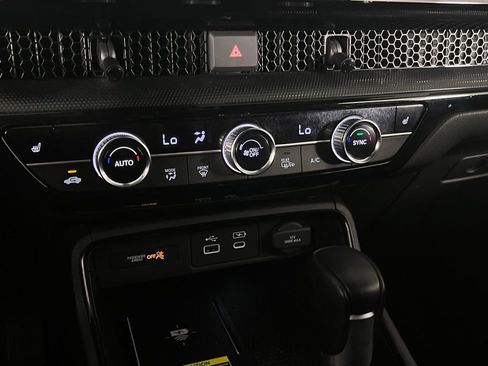 Used 2025 Honda CR-V EX-L image 16