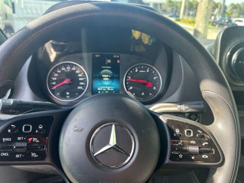 Used 2023 Mercedes-Benz Sprinter 2500 image 11