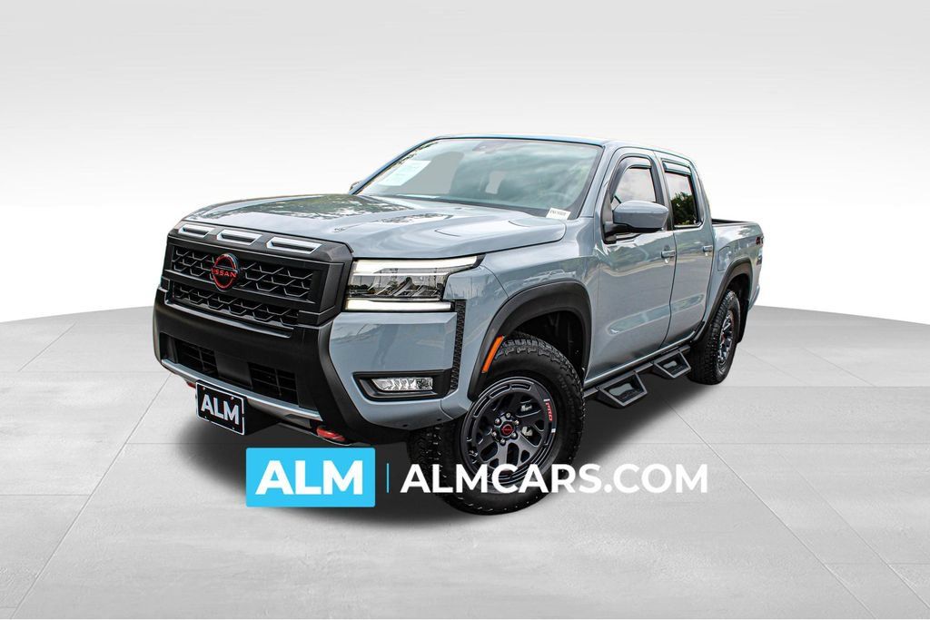 Used 2025 Nissan Frontier PRO-4X AWD/4WD image 1