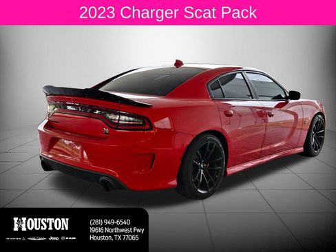 Used 2023 Dodge Charger Scat Pack w/ Dynamics Package RWD image 2